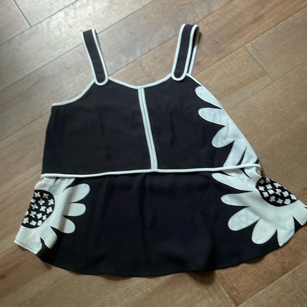 Black and White Floral-Accent Women’s Tank Top